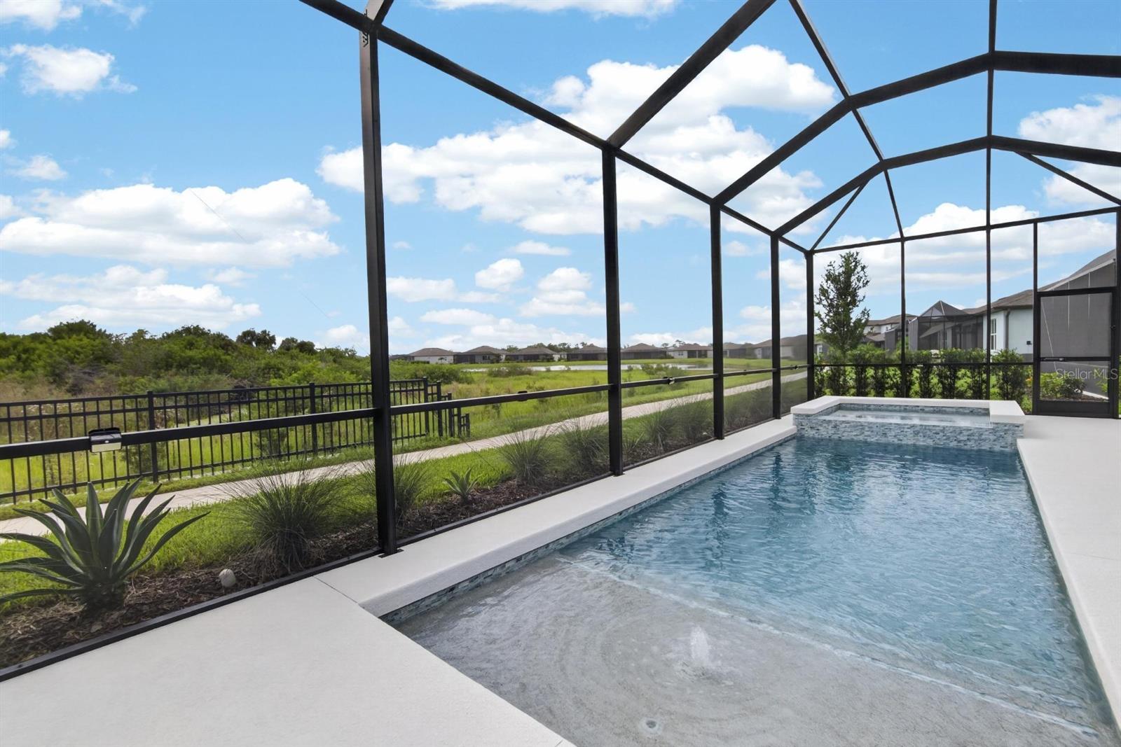 9024 Barrier Coast Trl Property Photo 59
