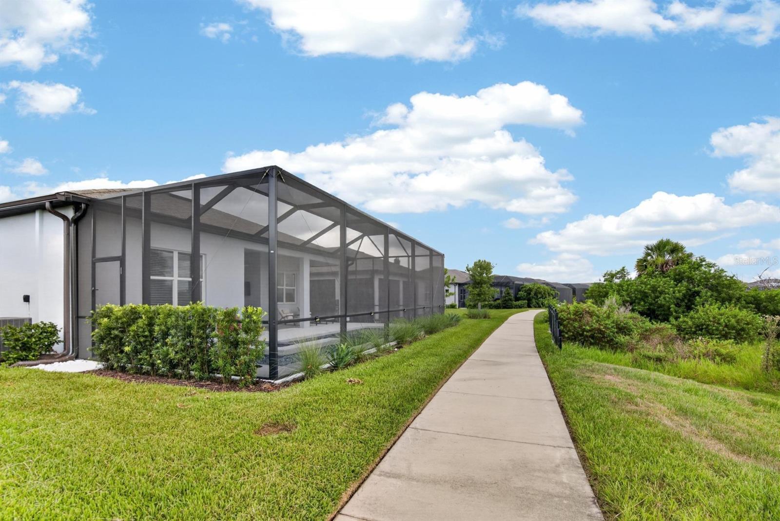 9024 Barrier Coast Trl Property Photo 64
