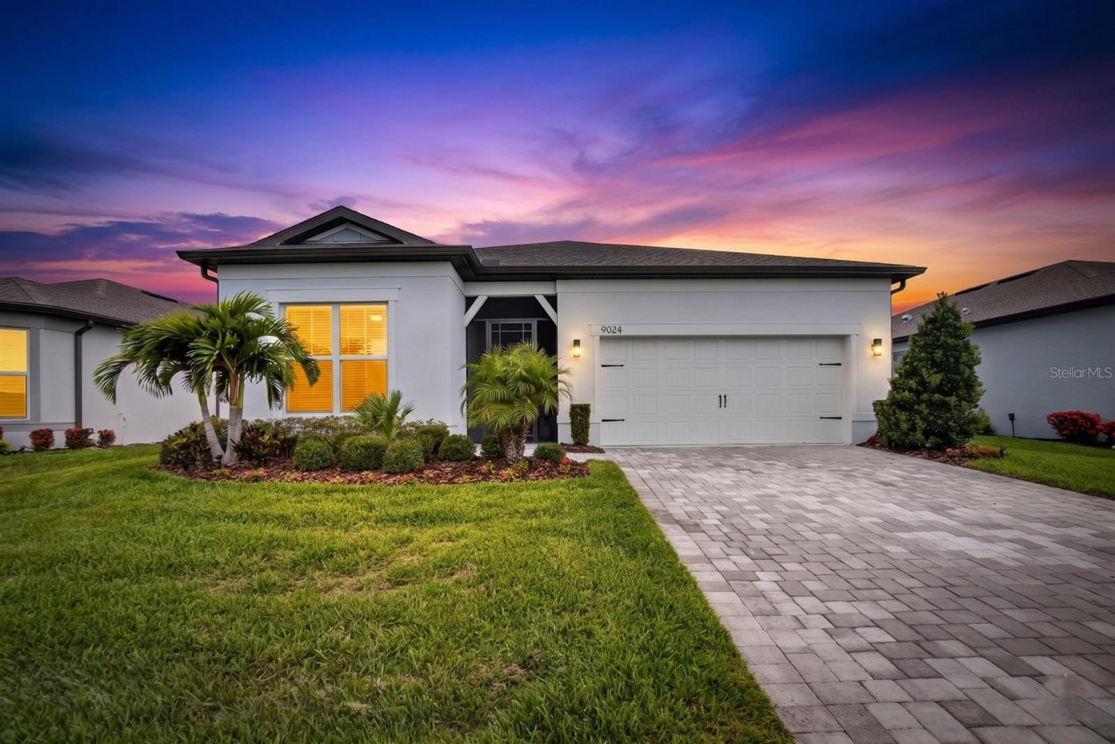 9024 Barrier Coast Trl Property Photo 70