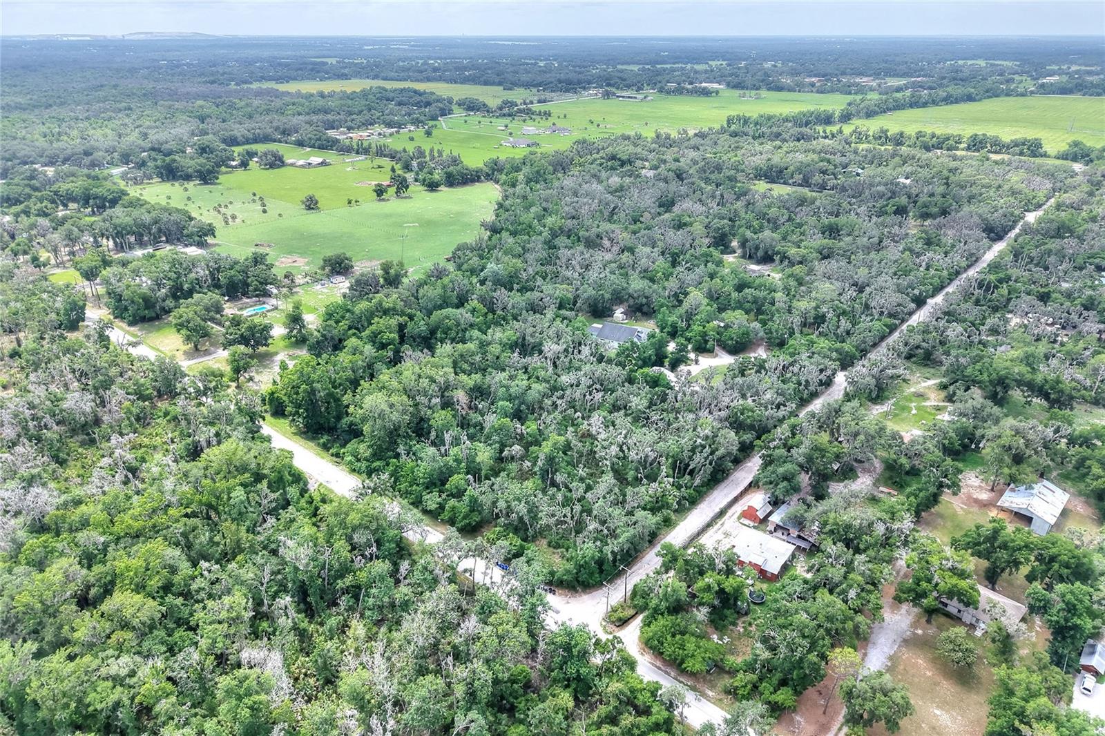 600 Thompson Rd Property Photo 2