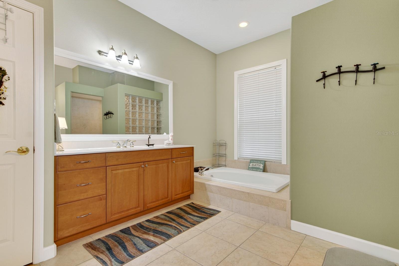 6130 Bridleford Dr Property Photo 37