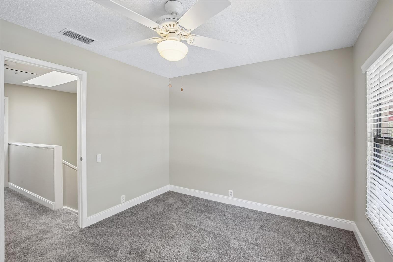 717 Oak Park Pl Property Photo 15