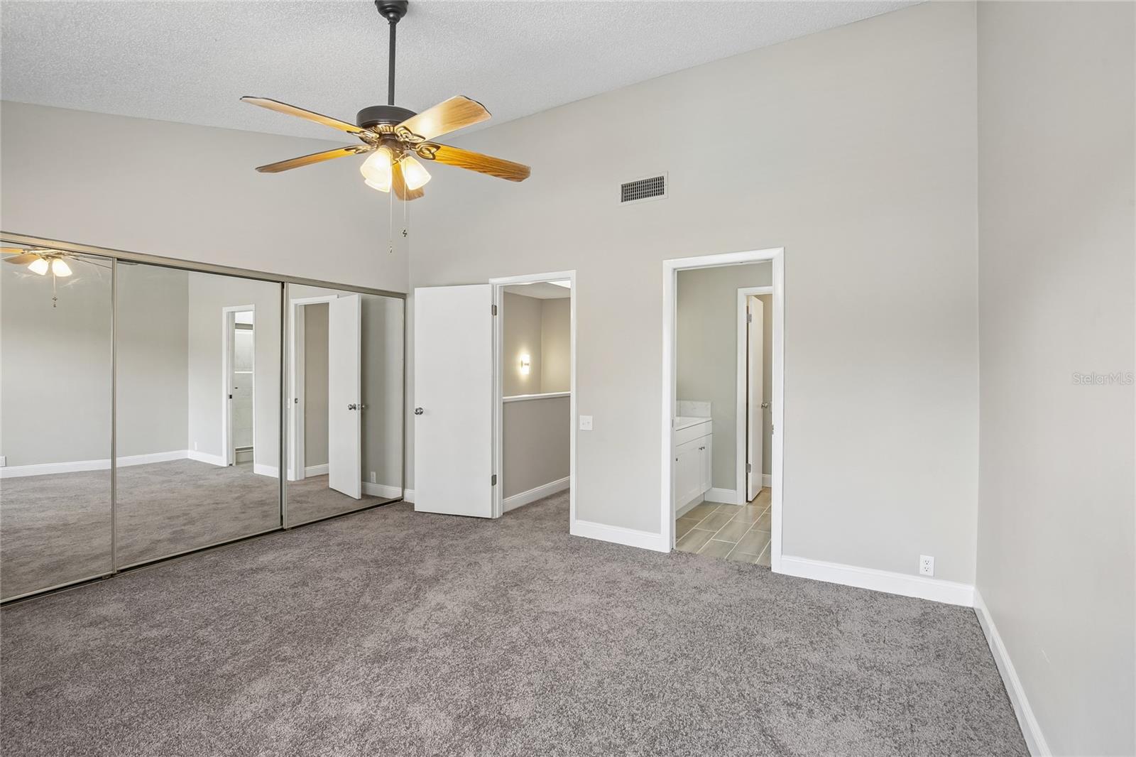 717 Oak Park Pl Property Photo 21