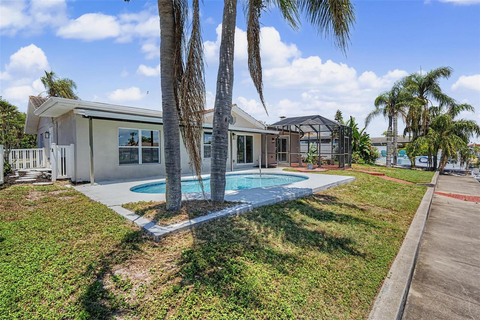 3340 Floramar Ter Property Photo 32