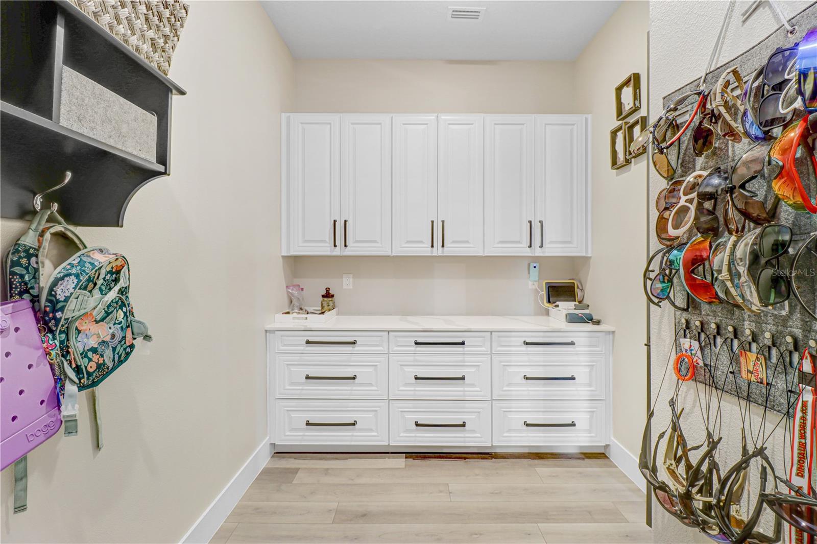 6104 Lagomar Ln Property Photo 17