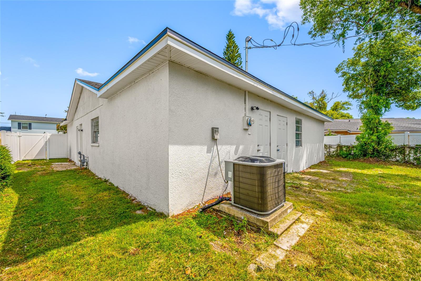 TB8518544 Property Photo 13