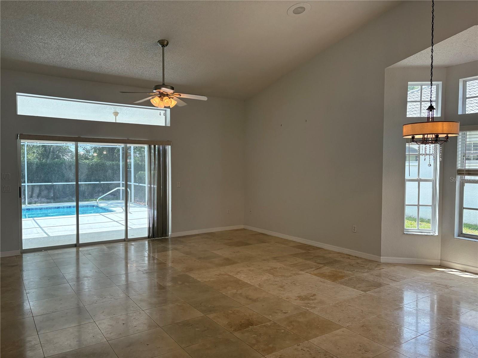 9450 Mississippi Run Property Photo 17