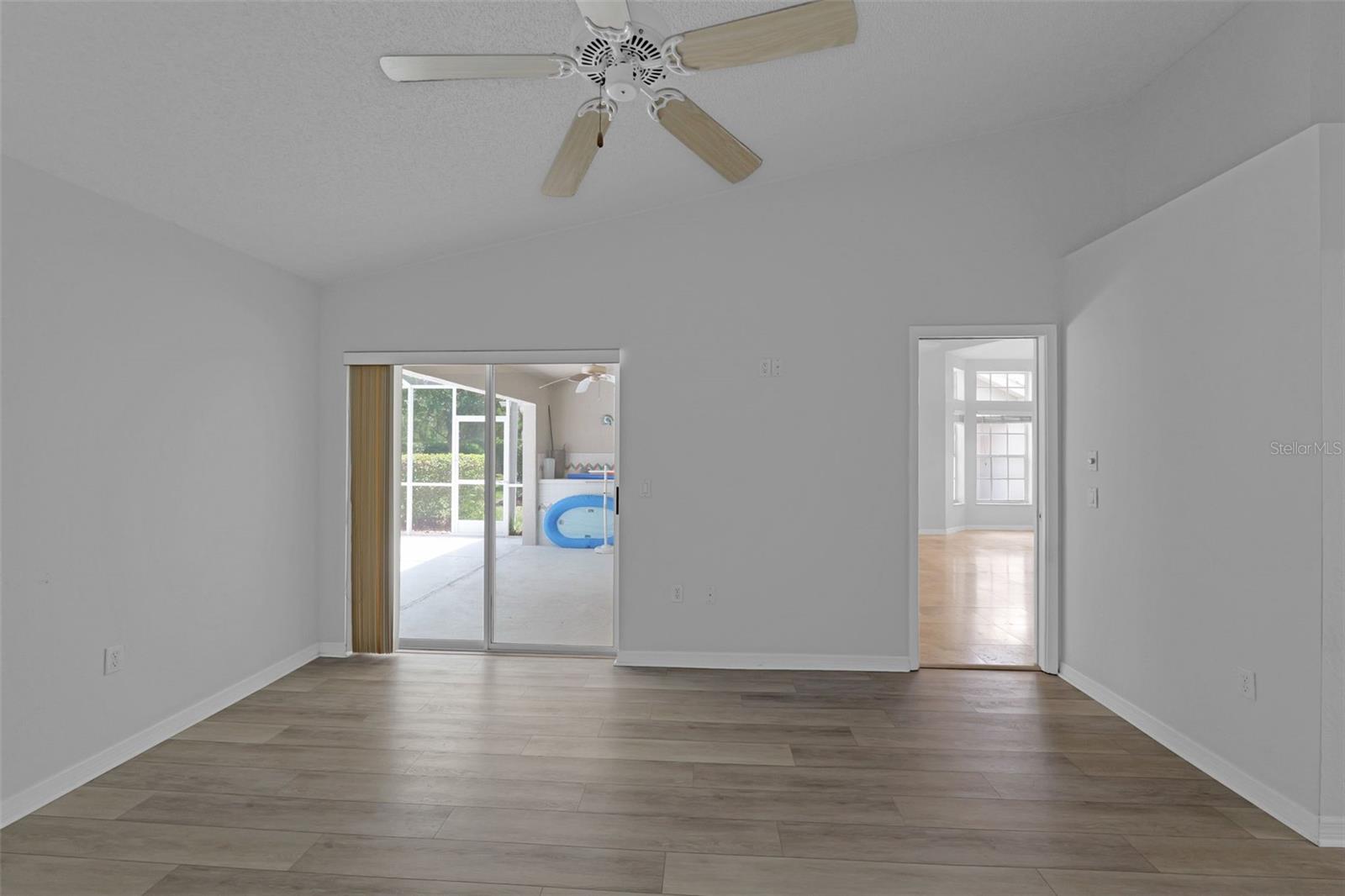 9450 Mississippi Run Property Photo 18