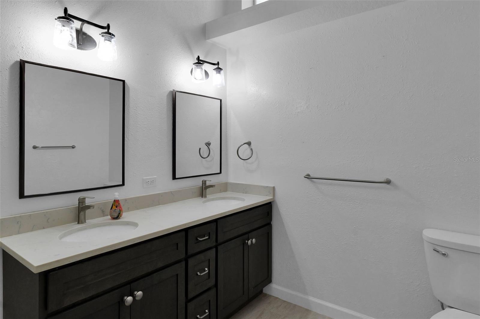 9450 Mississippi Run Property Photo 21