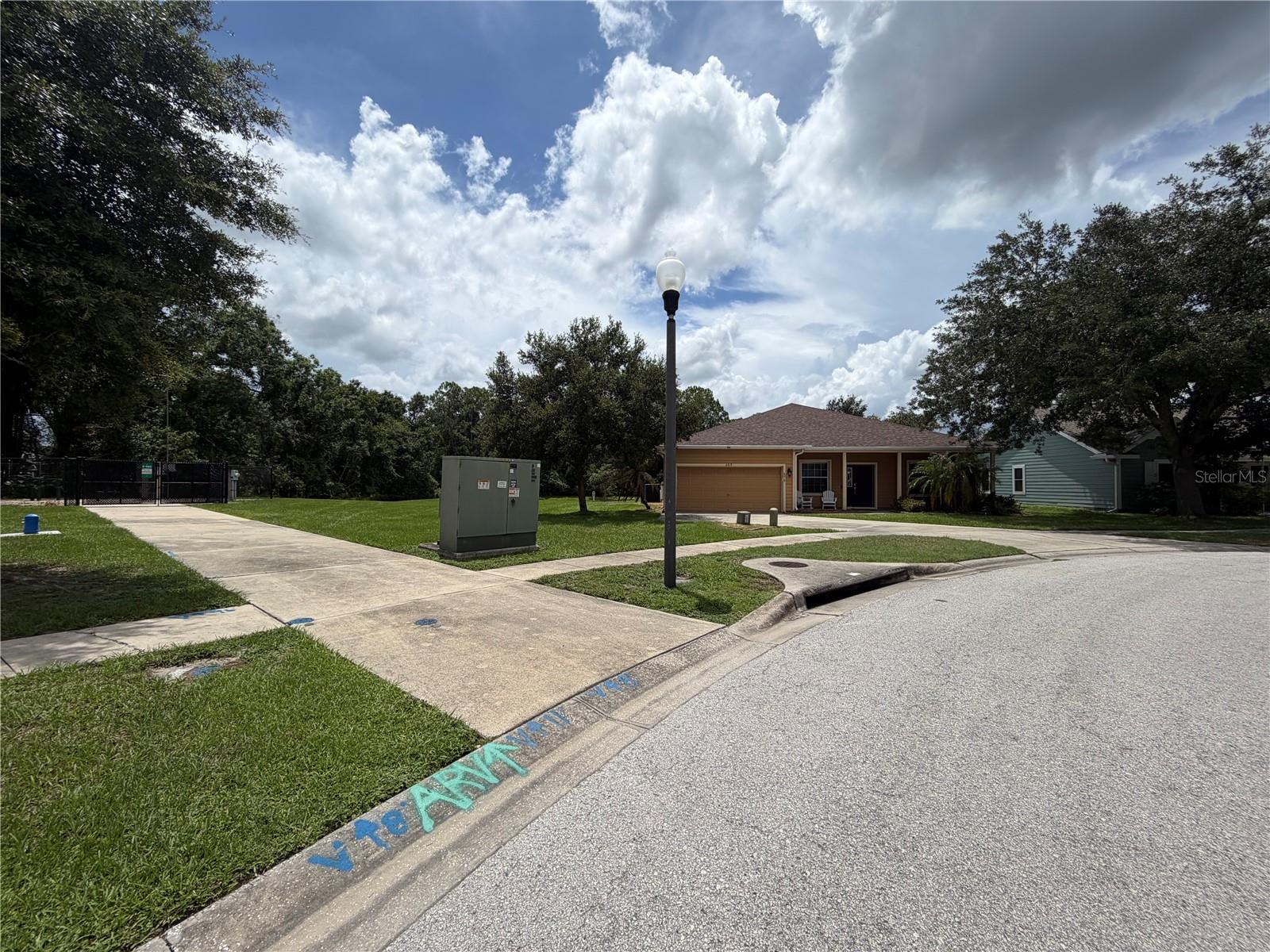 6019 Evansbrook Dr Property Photo 4