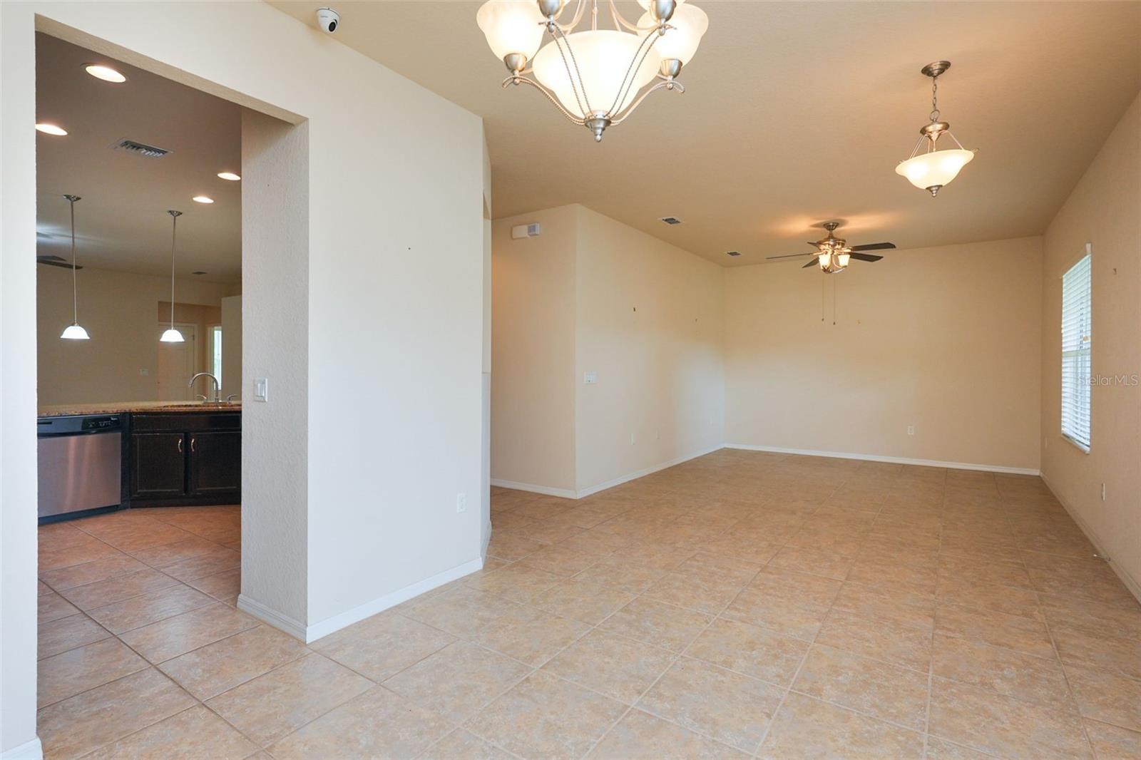 6019 Evansbrook Dr Property Photo 9