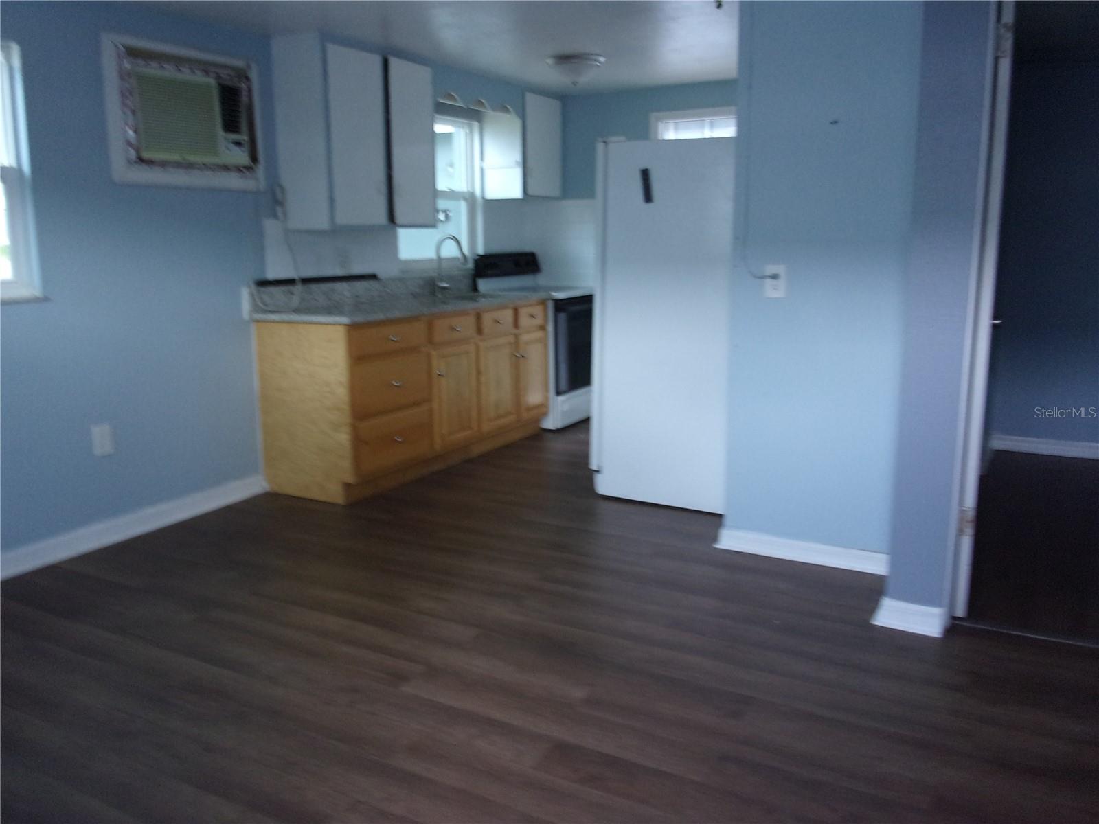 5206 7th St Property Photo 7