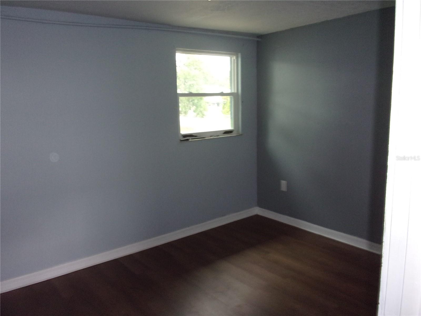 5206 7th St Property Photo 9
