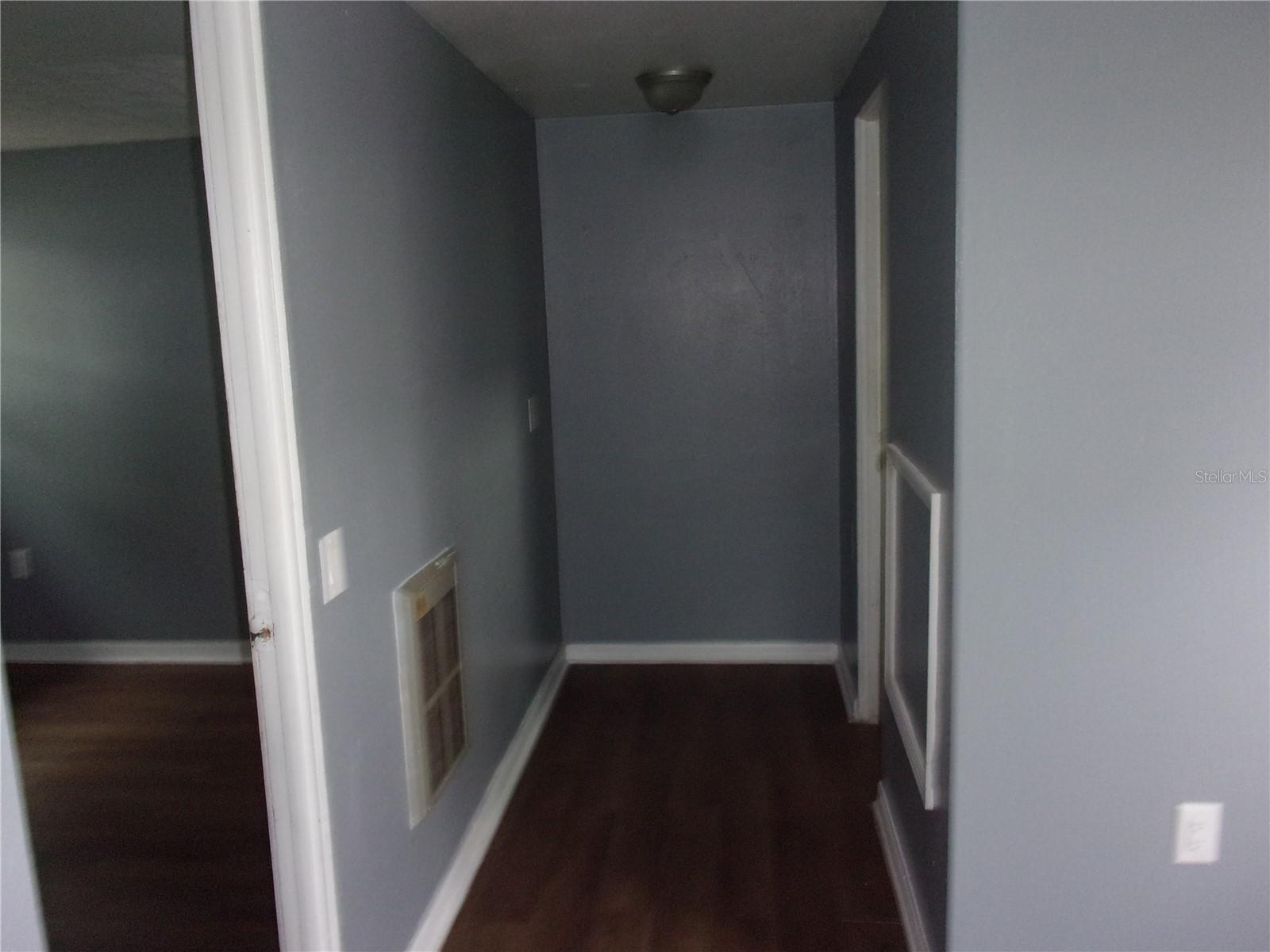 5206 7th St Property Photo 12