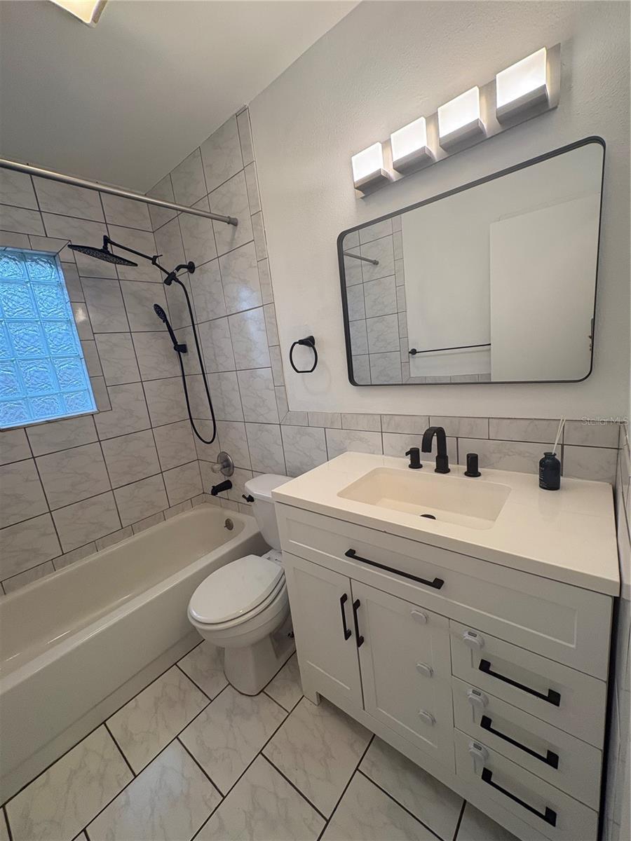 364 3rd St Nw Property Photo 12