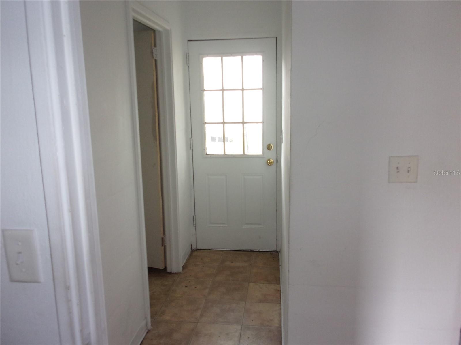 5214 7th St Property Photo 12