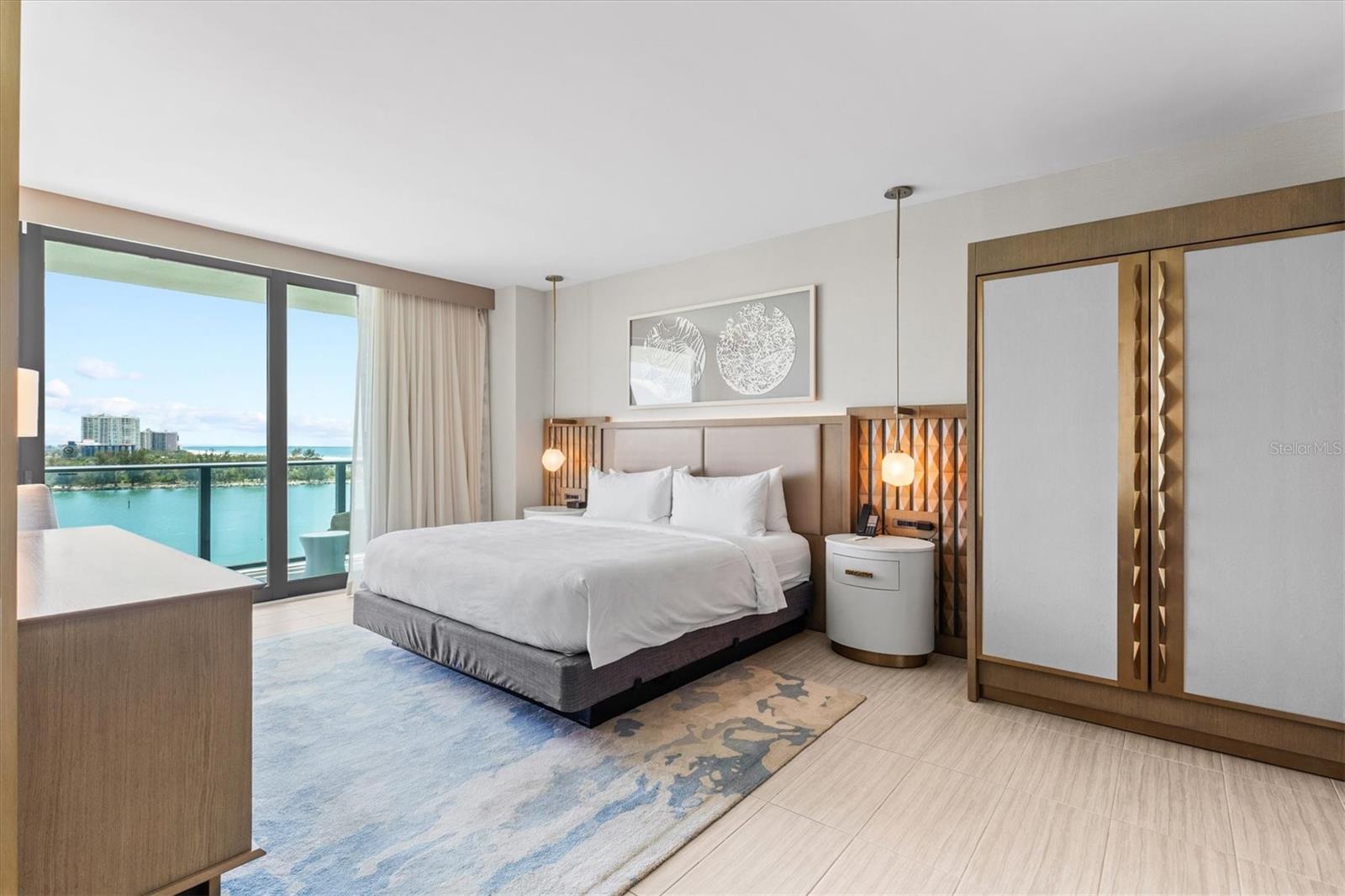 691 S Gulfview Blvd #815 Property Photo 16