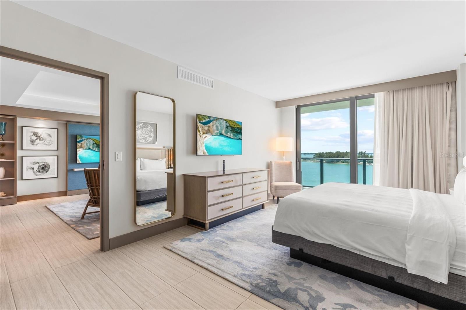 691 S Gulfview Blvd #815 Property Photo 18