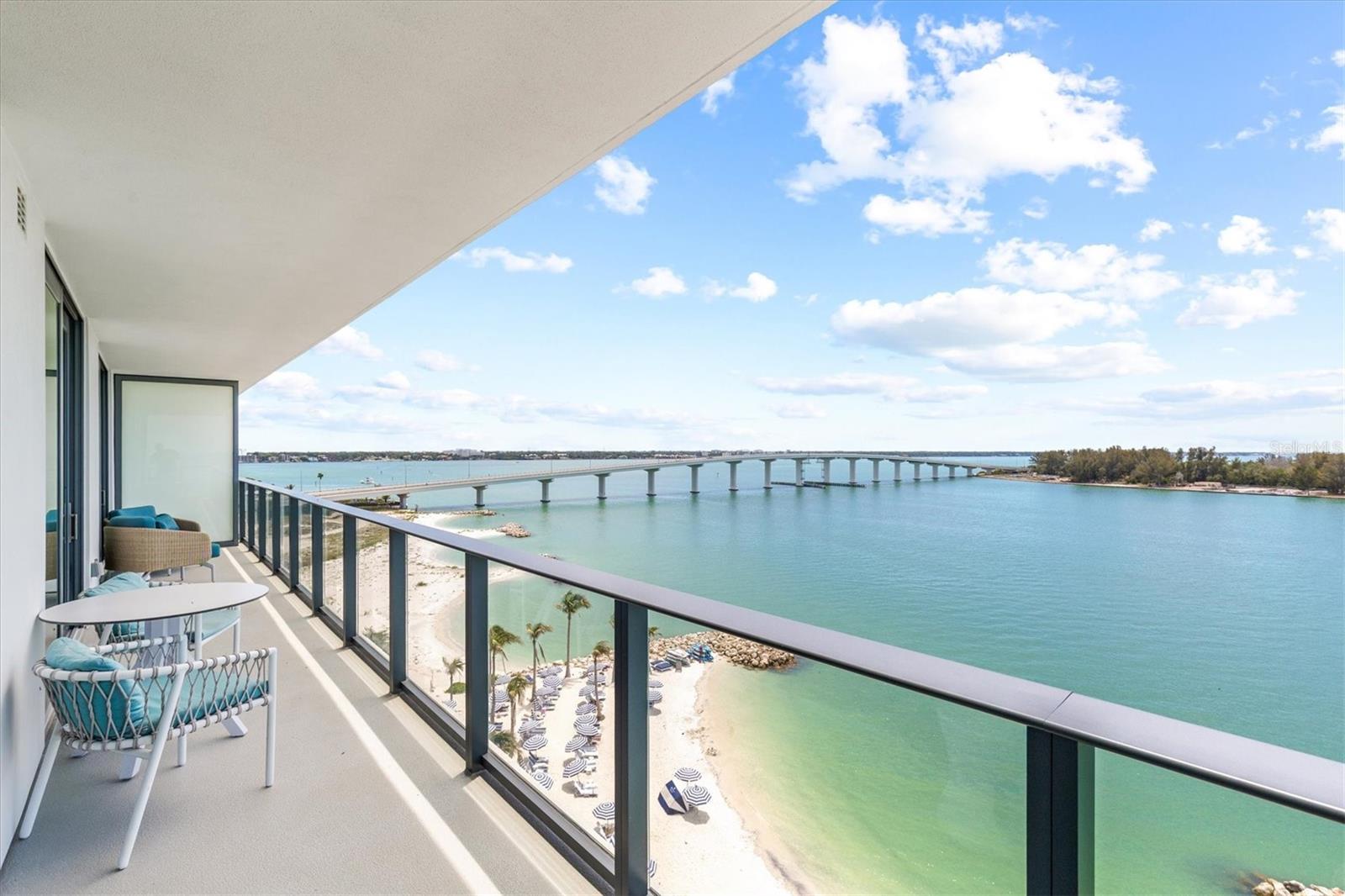 691 S Gulfview Blvd #815 Property Photo 32