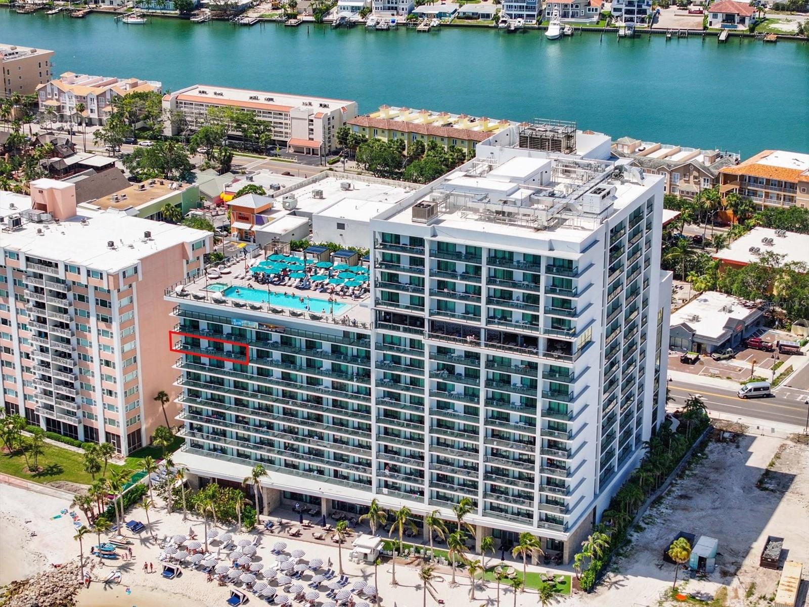 691 S Gulfview Blvd #815 Property Photo 56