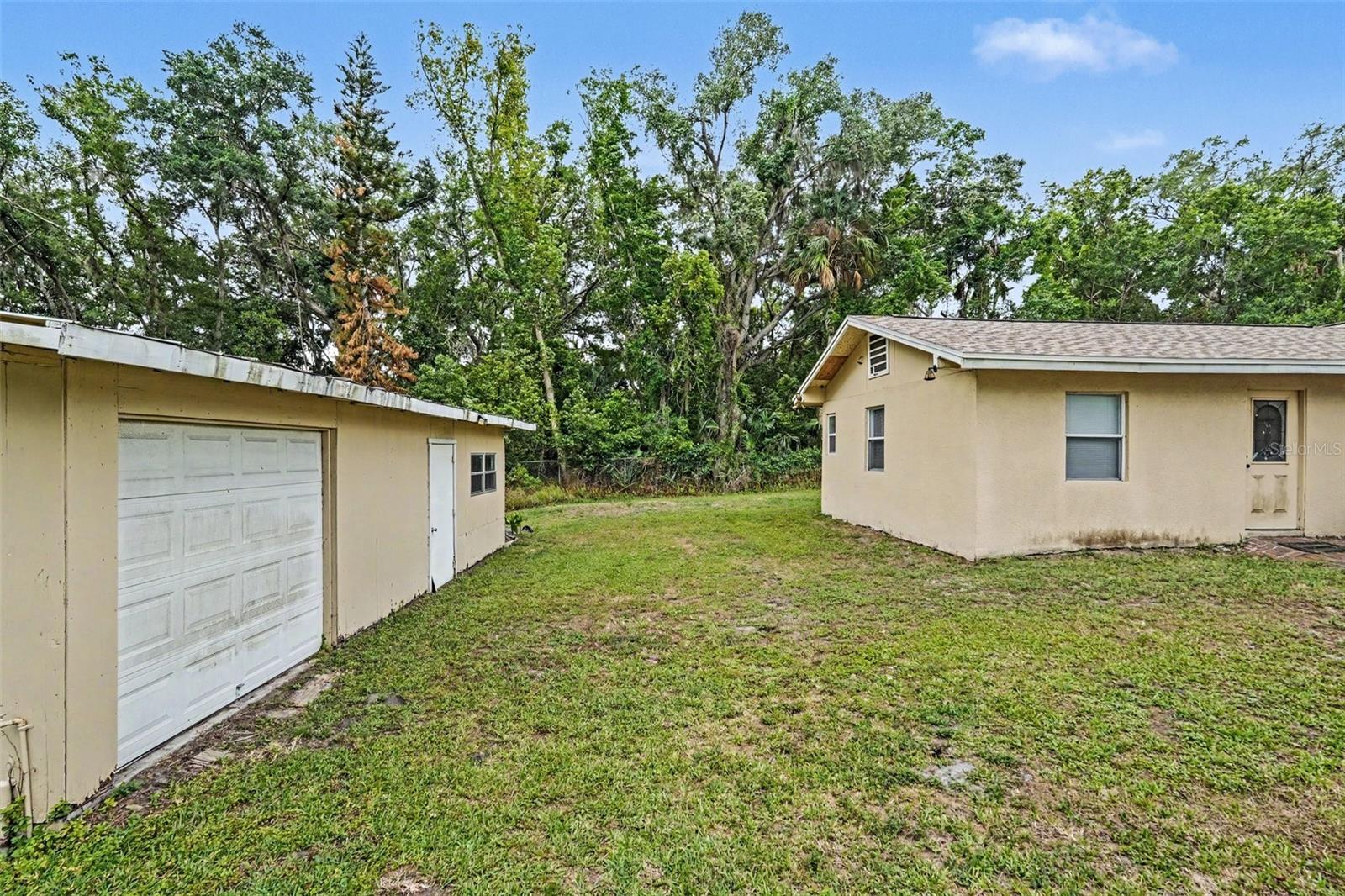 7206 Alafia Dr Property Photo 20