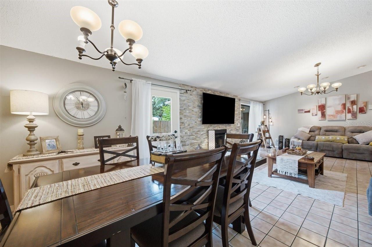 5309 Black Pine Dr Property Photo 6