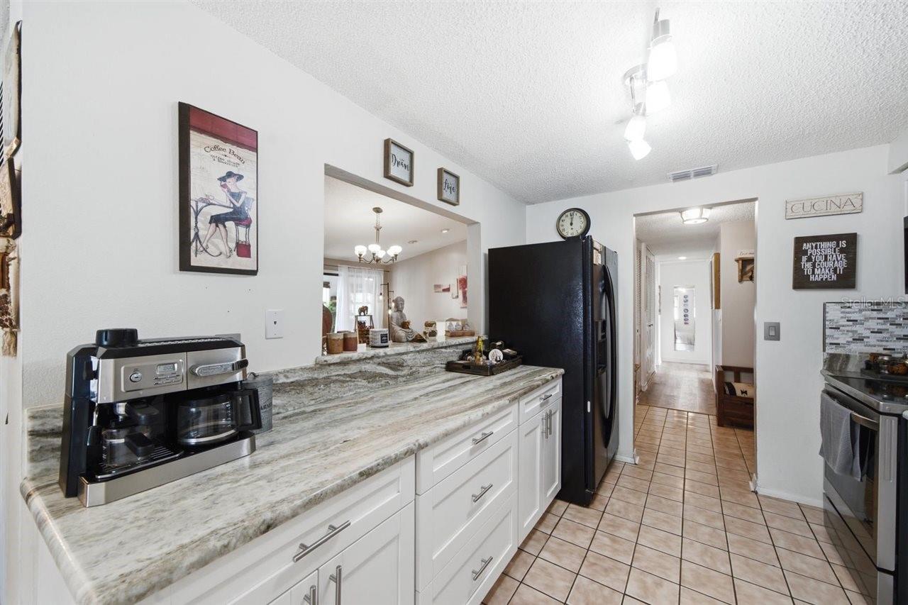 5309 Black Pine Dr Property Photo 8