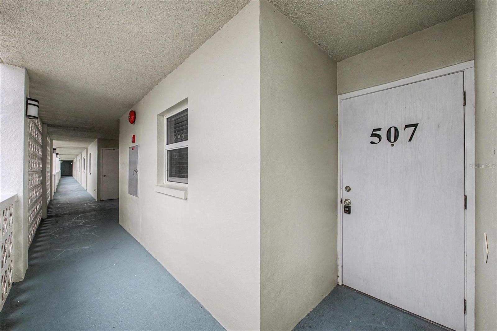 9 Forbes Pl #507 Property Photo 3