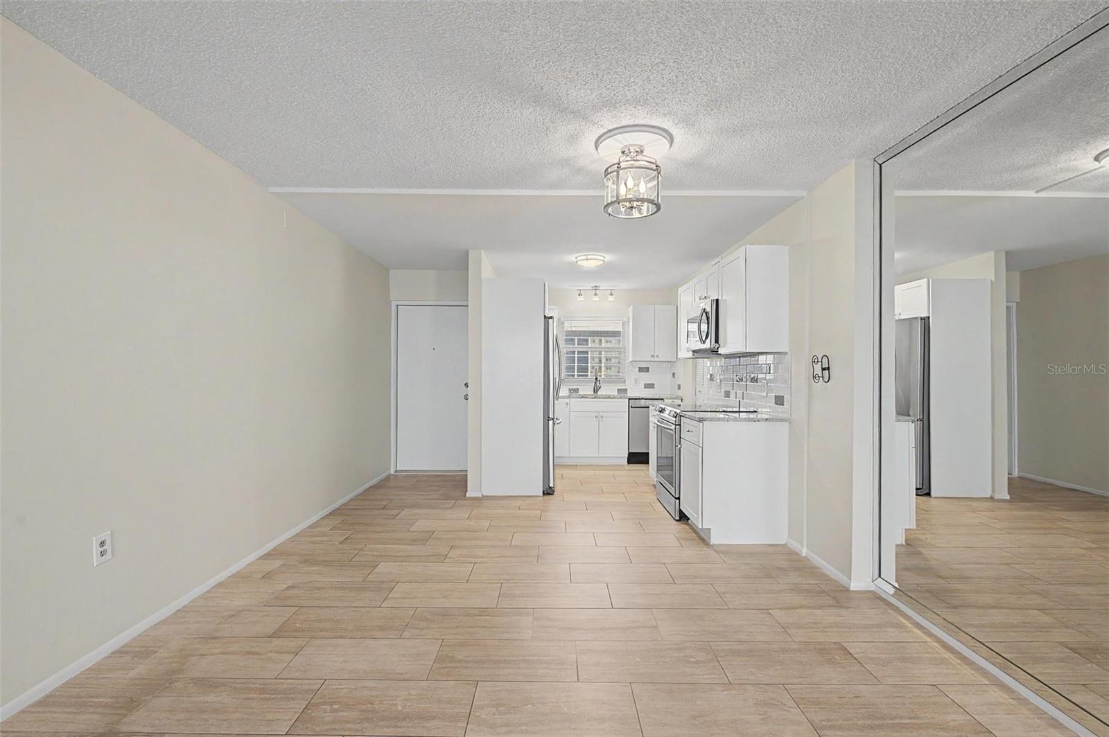 9 Forbes Pl #507 Property Photo 4