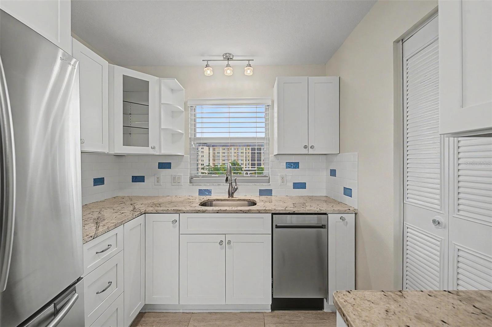 9 Forbes Pl #507 Property Photo 10