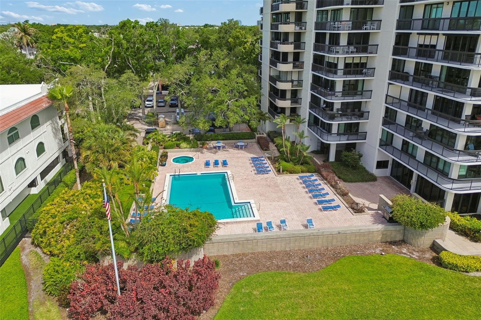 2413 Bayshore Blvd #1904 Property Photo 39