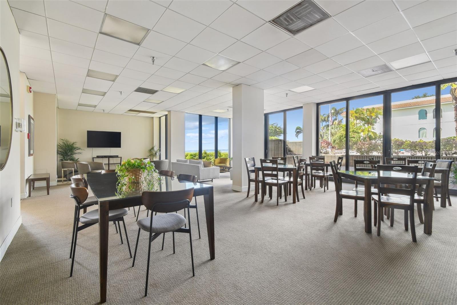 2413 Bayshore Blvd #1904 Property Photo 67