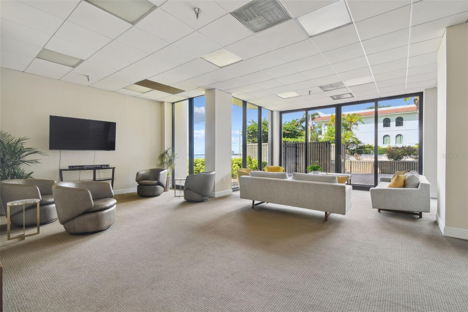 2413 Bayshore Blvd #1904 Property Photo 71