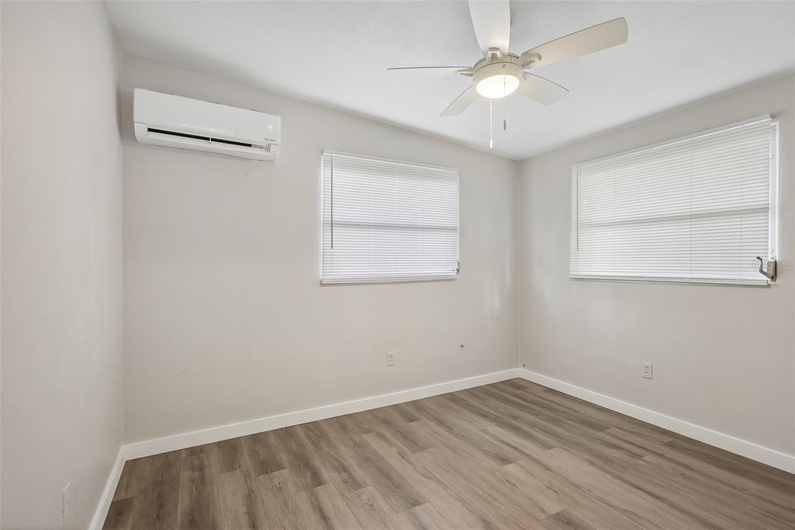 2117 Barcelona Dr Property Photo 13