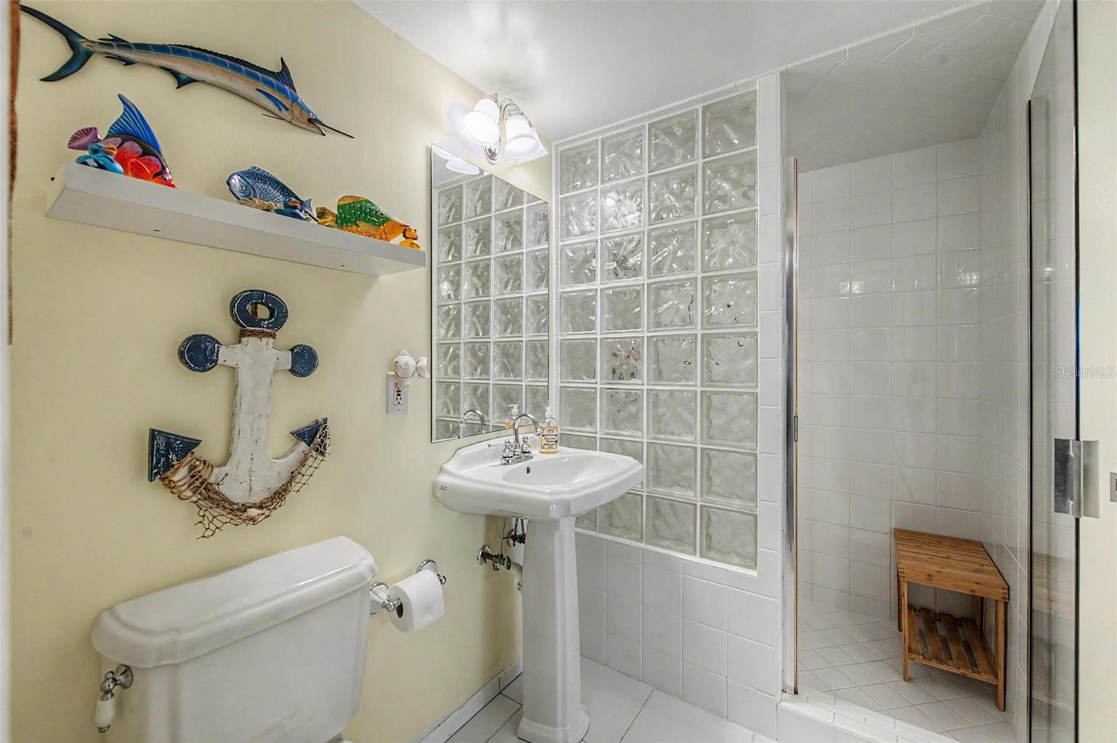 7 Elgin Pl #508 Property Photo 14