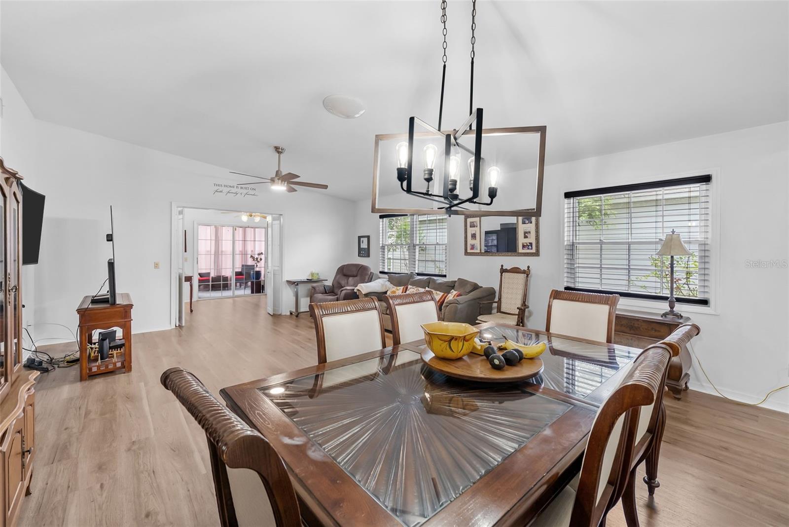 37420 Teaberry Loop Property Photo 4