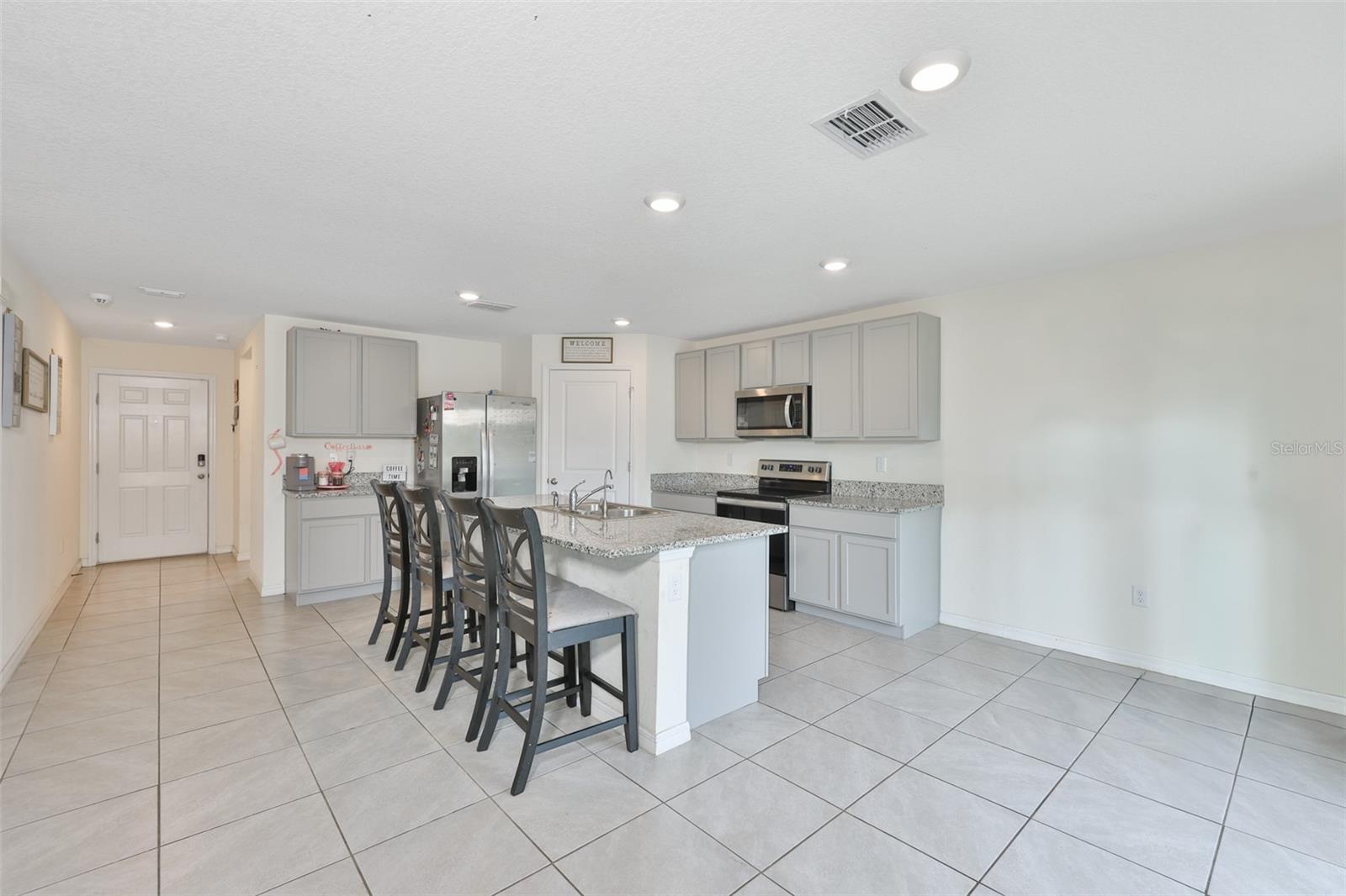 5244 Fiddle Fig Ave Property Photo 3