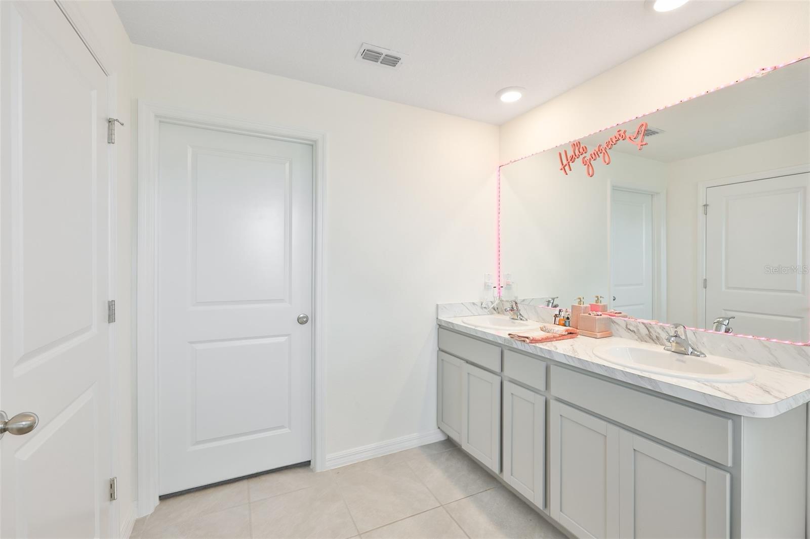 5244 Fiddle Fig Ave Property Photo 23
