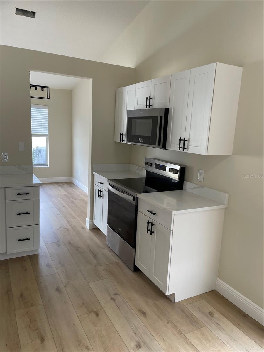TB8518712 Property Photo 9