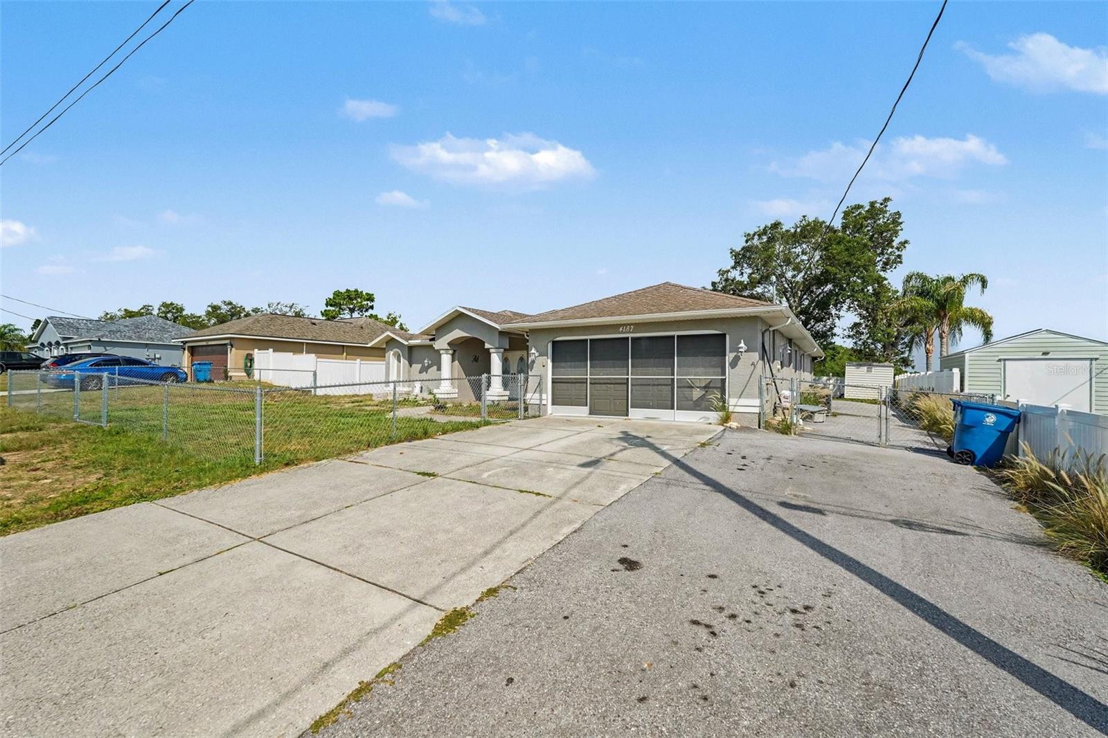 4187 Everett Ave Property Photo 3
