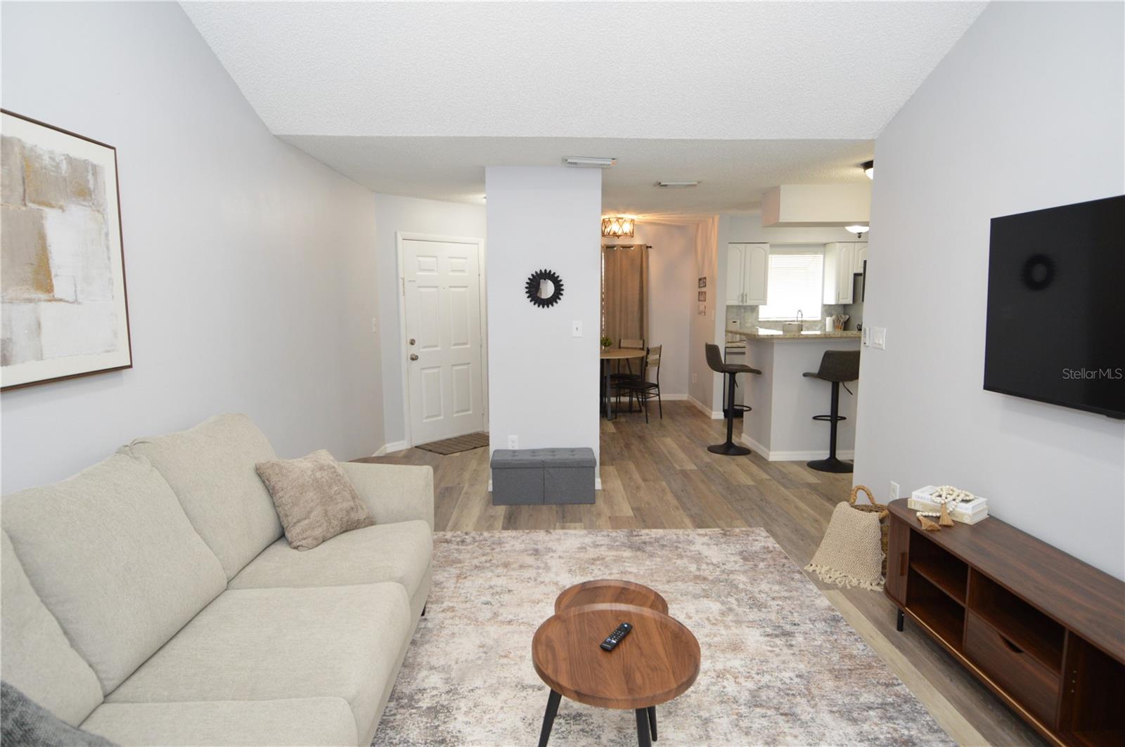 8754 Mallard Reserve Dr #202 Property Photo 3