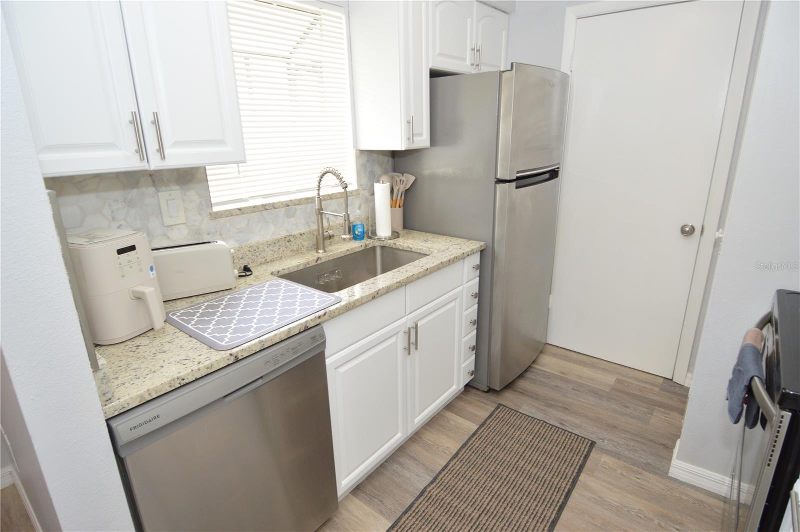 8754 Mallard Reserve Dr #202 Property Photo 5