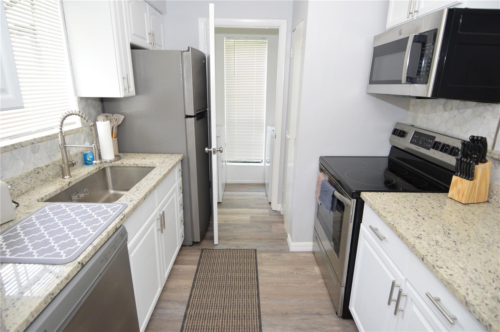 8754 Mallard Reserve Dr #202 Property Photo 6