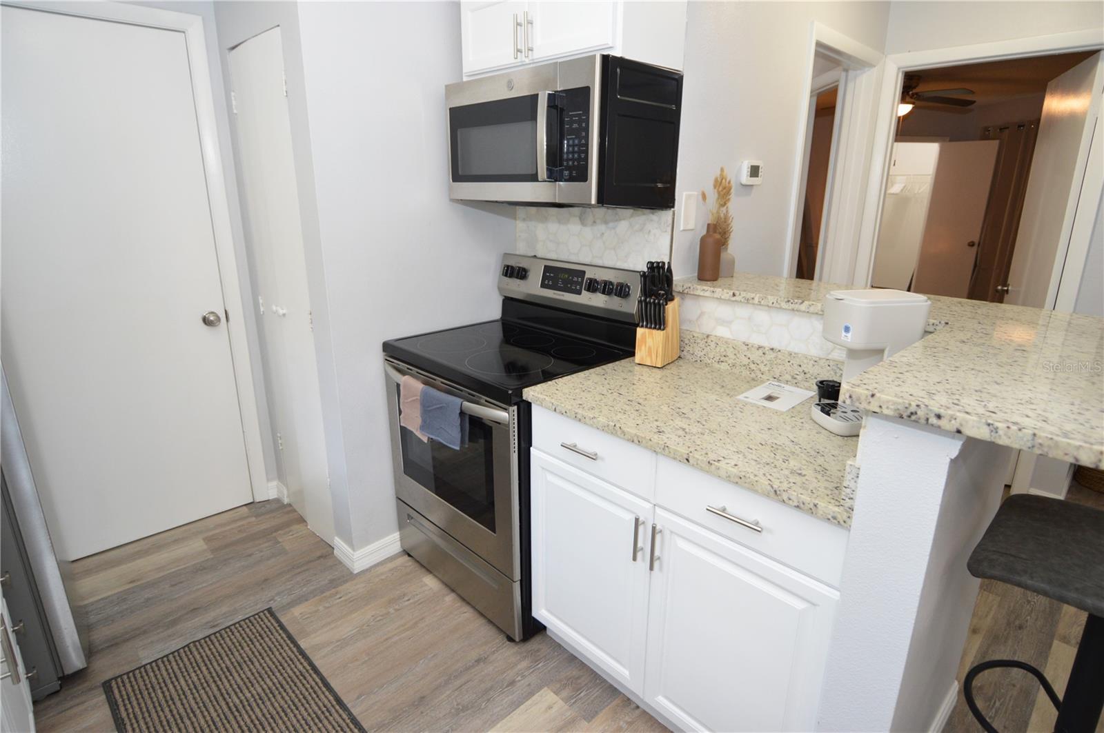8754 Mallard Reserve Dr #202 Property Photo 7