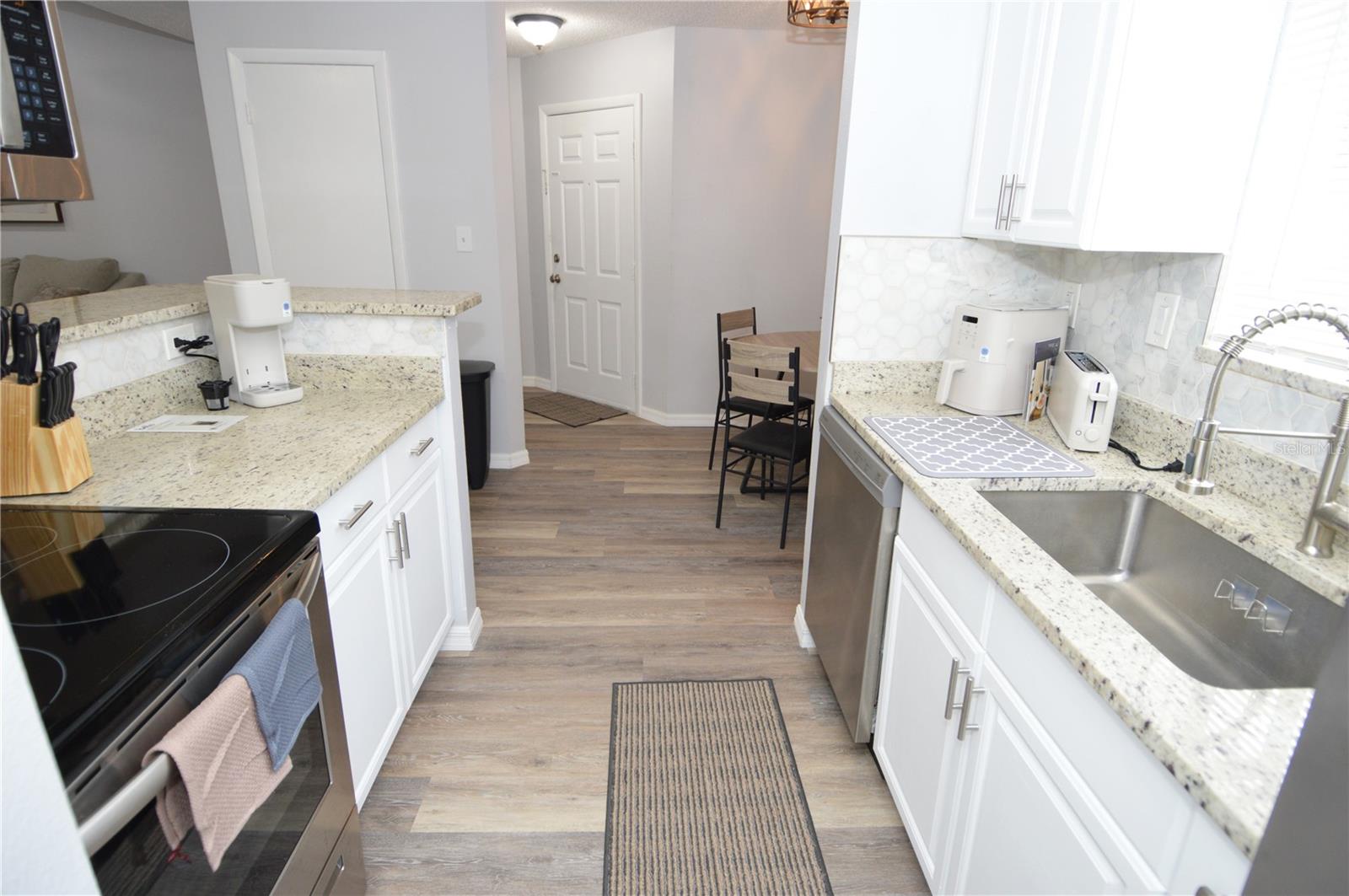 8754 Mallard Reserve Dr #202 Property Photo 10