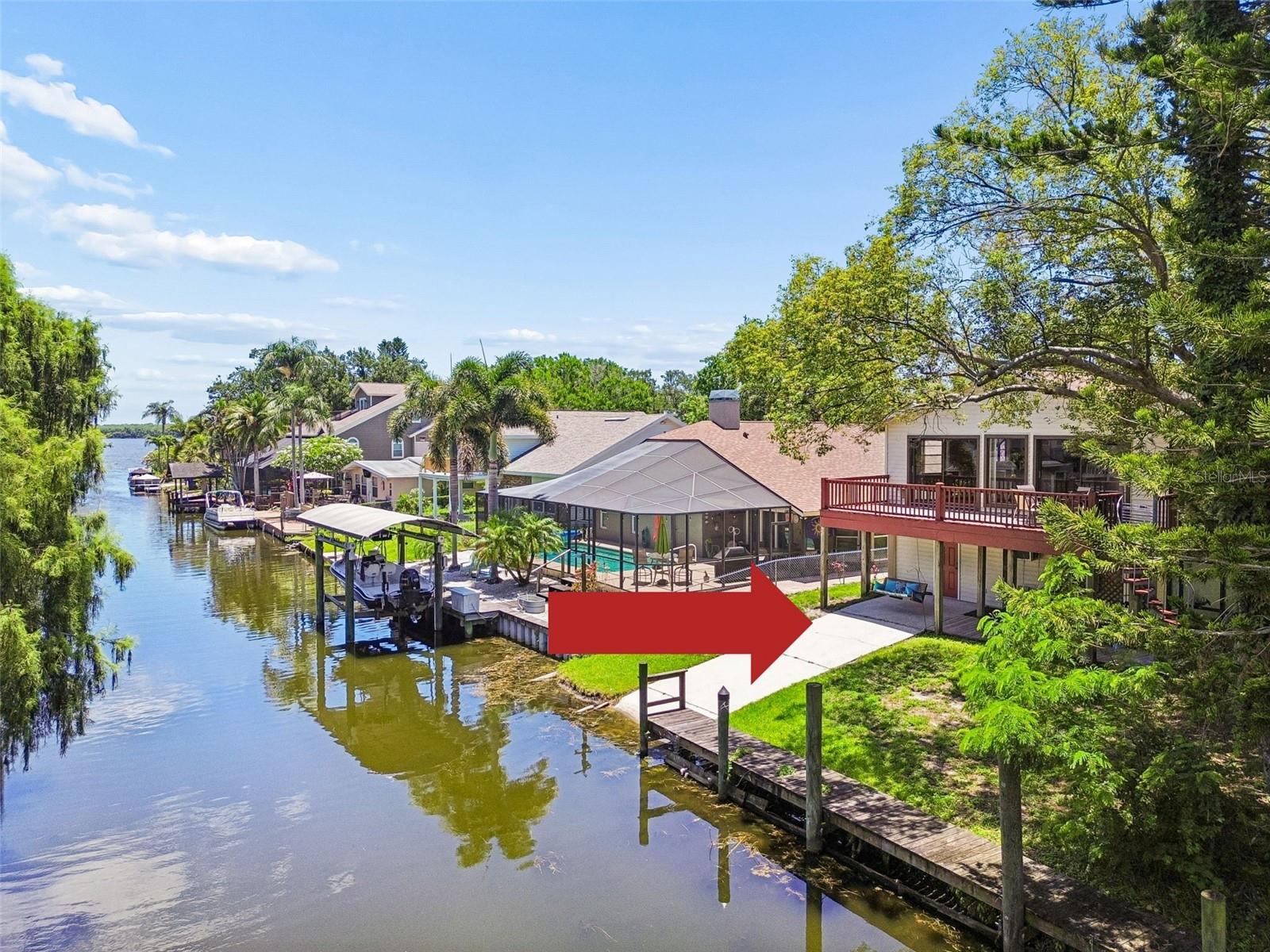3141 N Canal Dr Property Photo 3