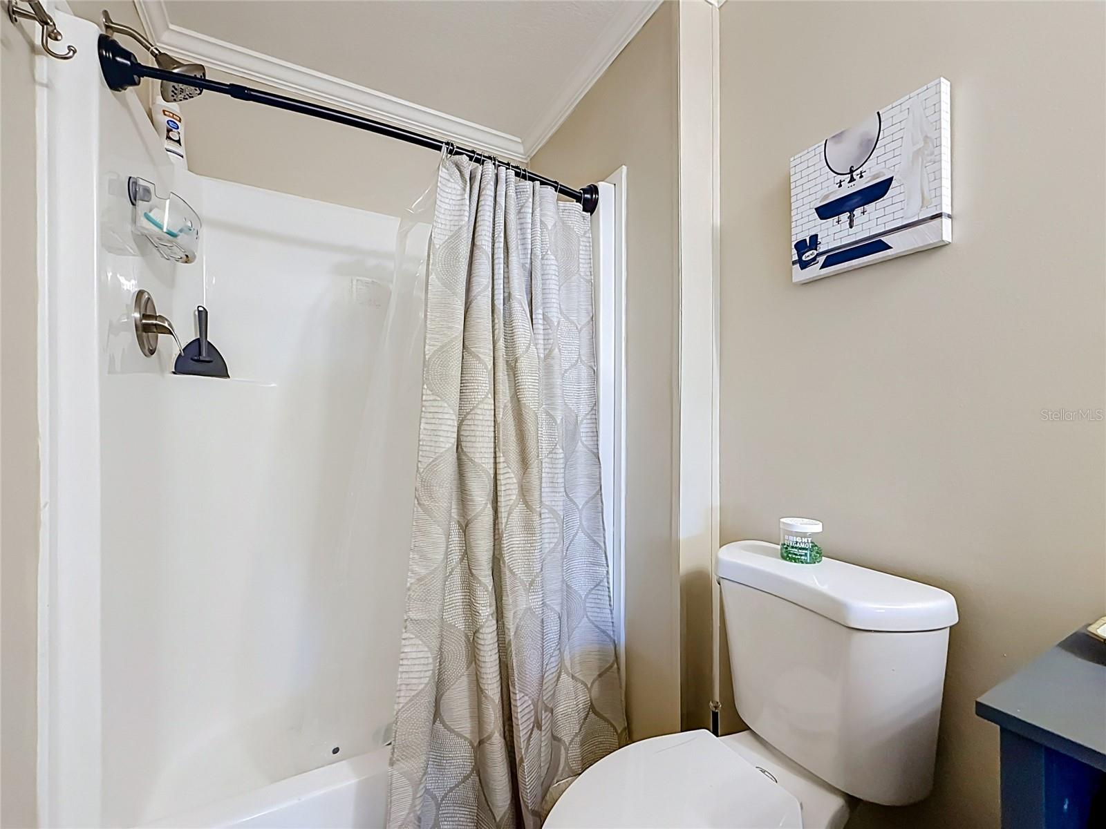 10485 Holiday Shores Dr #302 Property Photo 18