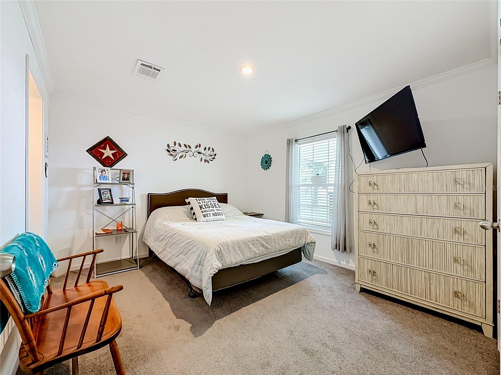10485 Holiday Shores Dr #302 Property Photo 21