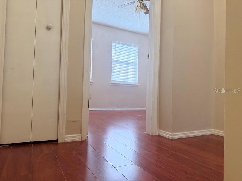 7514 Colonial Ct Property Photo 13