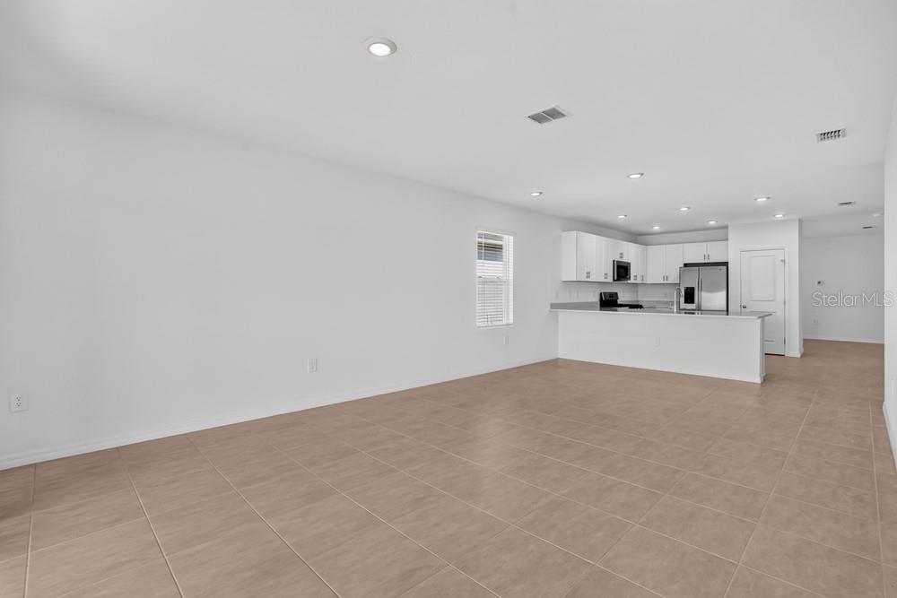 13411 Camelot Ct Property Photo 8